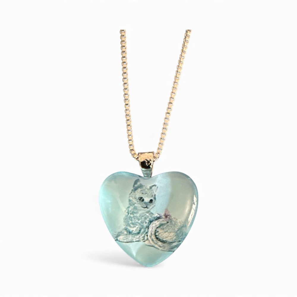 Heart-Shaped Cat Pendant Necklace